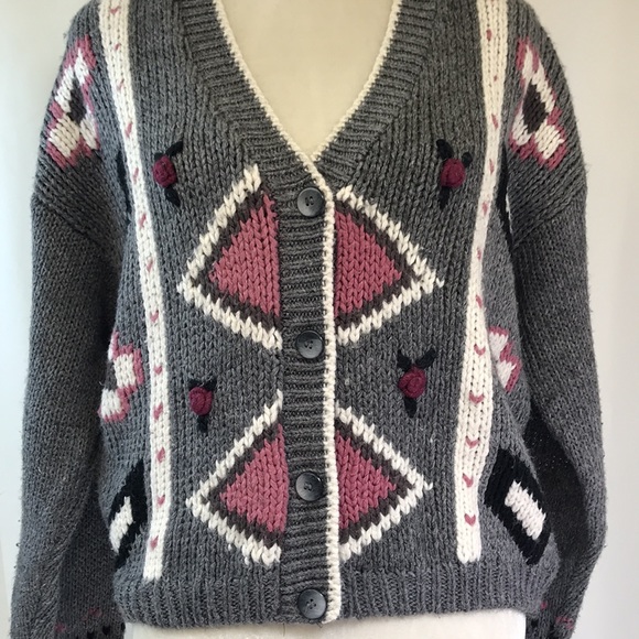 Vintage I.V.Y Granny Cottage Core Cardigan Sweater - Picture 5 of 11